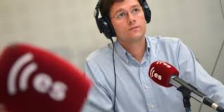 Fernando lázaro, periodista y colaborador de esradio valora la detención de cuatro etarras en francia pertenecientes al aparato logístico de la banda. Editorial De Juan Pablo Los Nervios De Gabilondo Esradio