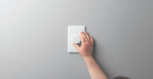 However it works like any light bulb in that it lights up when mains/live/hot voltage is applied to it. Lutron S New Dimmer For Hue Lights Fixes The Wall Switch Problem The Verge