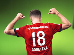 Er formte ein herz mit beiden händen. Leon Goretzka Will Wear Fc Bayern Munchen Fans Club Facebook