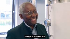 In memory of Professor Sir Geoff Palmer