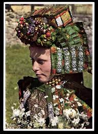 Europe Portrait Of A German Bride Wearing A Traditional Weddindress And Bridal Headdress S German Traditional Dress Costumes Around The World German Wedding
