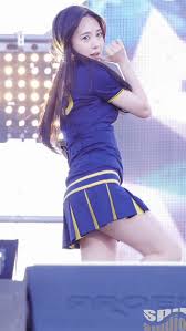 mina ijen nunmul heulliji anha chanmi neo bakke mollatdeon naega ni malman deureotdeon naega yuna jeoldae du beon dasi sangcheo badeul il eobseul geoyeyo nal ulliji. Aoa Mina Short Hair Gif By Thebeast6781 Gfycat