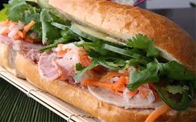 Nó chứa nhiều tinh bột và không giống như bánh mì nguyên hạt, bánh mì trắng không có chất xơ. Banh Mi Sai Gon 10 Loáº¡i Nhan Banh Mi Yeu Thich Cá»§a NgÆ°á»i Sai Gon Cooky Vn