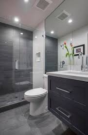 26 Trendy Bathroom Ideas Grey And White Dark 26 Trendige Badideen Grau Und Weiss Dunkel Ba In 2020 Modern Small Bathrooms Small Bathroom Small Bathroom Vanities