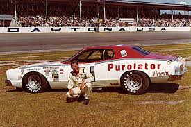 Kudos too, then, to nascar for matching these lustrous designs with stock cars that look as similar to actual stock cars as possible within the parameters of safety and uniformity. How Nascar Legend David Pearson Changed Its History