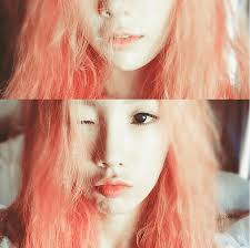 Netizens Discuss Male And Female Idols With The Most Unique Vocal Tones Koreaboo Girls Generation Taeyeon Pink Hair Hair Color