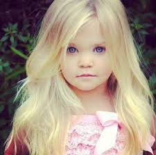 If you are expecting your baby girl to have blonde hair, these names are worth considering in preparation! Look At This Cute Little Girl Blonde Little Blonde Hair Girl Baby Blonde Hair Toddler Girl Haircut