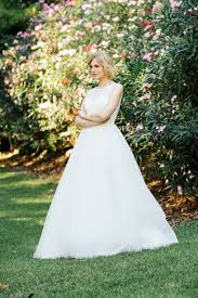 Maybe you would like to learn more about one of these? Duchesse Brautkleid Mit Weitem Tullrock Und Spitzencorage