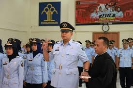Sekjen kemenkumham buka lomba cepat tepat daring akuntansi pemerintahan. 21 Pns Angkatan 2018 Diambil Sumpah Janji Oleh Kakanwil Kemenkumham Jatim