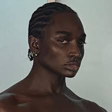 Jasmine Hooker's Instagram, Twitter & Facebook