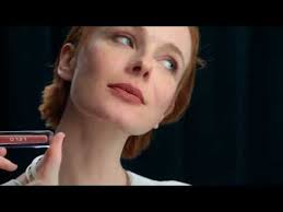 LELO MAKEUP™ dévoile une campagne de maquillage luxueuse et artistique,  signée Ana Cuba et Geray Mena