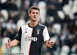 For the deciding saves, acrobatic leaps and pivotal kicks guaranteed to set pulses racing. Coronavirus Italy Juventus Star Daniele Rugani Feels Pretty Well After Coronavirus Diagnosis Daily Mail Online
