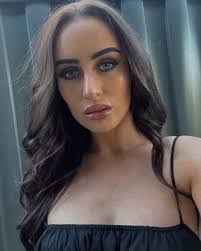 Rachel Jeffries's Instagram, Twitter & Facebook