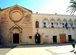 Comune Manfredonia, contributo per acquisto libro di testo: Consiglio  approva