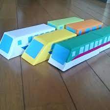 アプリ投稿 電車ラップの箱 保育や子育てが広がる 遊び と 学び のプラットフォーム ほいくる 手作りおもちゃ 2歳 手作りおもちゃ 電車 おもちゃ