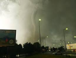 Mehr als 200 menschen sollen verletzt sein und bis zu fünf menschen gestorben. Hatxo8xpuhac M