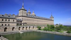 El monasterio de san lorenzo de el escorial será el escenario un tributo dirigido por víctor pablo pérez, cuyo acto central será el 'réquiem' de mozart. Royal Monastery Of San Lorenzo Stock Footage Video 100 Royalty Free 9922739 Shutterstock