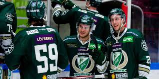 Vi såg över våra möjligheter och fick ihop det med jakob och ser fram emot att få se honom i vår tröja. Farjestad Lila Trojor