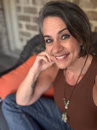 Larissa Farley (@larissafarleysmiles) • Instagram photos and videos