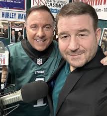 Heather Higbee's Instagram, Twitter & Facebook