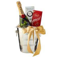 4.5 out of 5 stars. Champagne Birthday Gift Delivery Toronto My Baskets