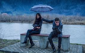 Caring Couple Love In Rain Hd Wallpapers 1920 1200 Inspirational Quotes About Love Love Facts Love Quotes