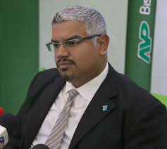 Gobierno lo hiba un maneho stringente pa cu entrada di stranhero