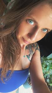 Amber Rosemarie Wenzel (@amberwenzel) • Instagram photos and videos