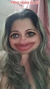 💋 Chegou o filtro da Gi Bocuda! 💄🔥 Boca grande, atitude maior ainda...