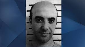 Redoine faid was being visited by his brother in réau prison in the paris region when the men burst into the room on sunday morning and extracted him. Info Tf1 Lci Poulette Michael Jackson Et L Estheticienne Dans Les Coulisses De La Cavale De Redoine Faid Lci