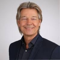 Michael Hedtke's Instagram, Twitter & Facebook