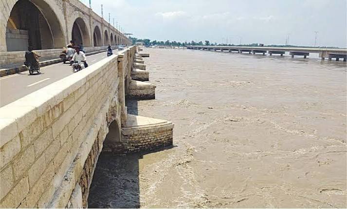 Guddu Barrage Water Flow Surge Hits Sindh