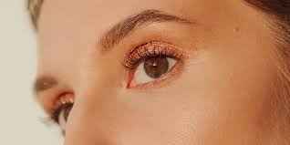 First, mix together 1 teaspoon of honey with 2 teaspoons of brown sugar. How To Wax Eyebrows And Shape Your Brows At Home In 2021