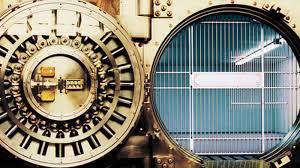 601 west lincoln trail boulevard, radcliff, ky 40160 county: This Is The World Safest Vault That Holds 4600 Tons Of Gold