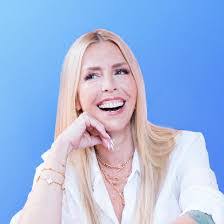 Jill Laporte's Instagram, Twitter & Facebook