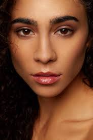 Something completely different I recently done is this beauty shoot!  Jennifer McIntyre is just incredible when it comes to Beauty shoots. I mean  cmon do you see how amazing these came out!