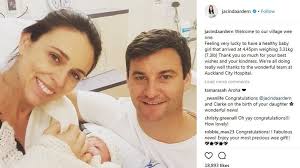 Image captionjacinda ardern is new zealand's third female prime minister. Jacinda Ardern Baby New Zealand Pm Gives Birth To Girl Bbc News