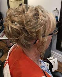 50 Ravishing Mother Of The Bride Hairstyles Mother Of The Bride Hair Short Wedding Hair Bride Hairstyles Updo