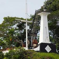 From the top of the hill, you will get a panoramic view of the terengganu river and its surroundings and the istana maziah beneath below. Pdf Sejarah Bukit Puteri Sebagai Tapak Warisan Kebudayaan Semulajadi Di Negeri Terengganu