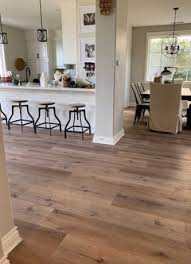 Lifeproof vinyl plank flooring reviews 2021 / there are only a few simple guidelines for how to clean vinyl flooring or how regularly sweep and dust the floors to remove any dirt that may cause abrasions. Lowe S Smartcore Naturals Planks