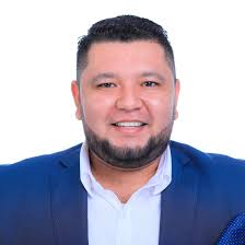 Erick Romero's Instagram, Twitter & Facebook