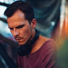 Stream Lee Curtiss music