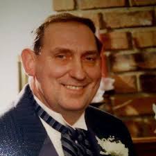 Saying goodbye to the awesome Alex Pelletier who is off to play hockey at  Cornell with a stop in Nebraska first🏒 Avon Old Farms helped you take a  shot at your dreams!