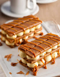 Millefeuilles De Gavottes Sauce Caramel Recette Recette Dessert Sauce Caramel Recettes Sucrees