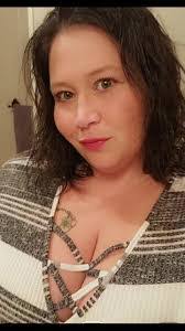 Angela Kirk's Instagram, Twitter & Facebook