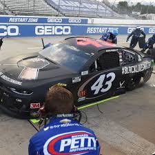 Nascar banned the flag at its races and all its venues wednesday, a dramatic step by a series steeped in southern for more than 70 years, the confederate flag was a common and complicated sight at nascar races. Nascar Bans Confederate Flags At All Races Bubba Wallace