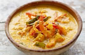 Jamie Oliver S Prawn Curry Dinner Recipes Goodtoknow Recipe Prawn Curry Curry Recipes Jamie Oliver Recipes