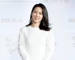 10일 손예진은 자신의 인스타그램을 통해 제 남은 인생을 함께할. ì†ì˜ˆì§„ ì‚¬ë¶ˆ ì´í›„ ì„œë¥¸ ì•„í™‰ ìœ¼ë¡œ ì•ˆë°© ì»´ë°±í•˜ë‚˜ ê¸ì • ê²€í†  ê³µì‹