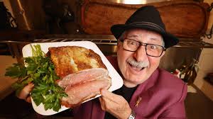 Citizen Food Critic search: Final five candidates face off in last  challenge for restaurant reviewer role