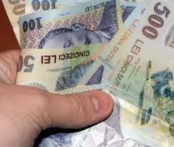 Amintim că începînd cu 1 aprilie 2018 vor fi majorate. CetÄÈenii Cu Pensii Private Pilon Ii Èi Pilon Iii IÈi Pot EÈalona IncasÄrile Incepand Cu Luna Aprilie Evenimentul Zilei